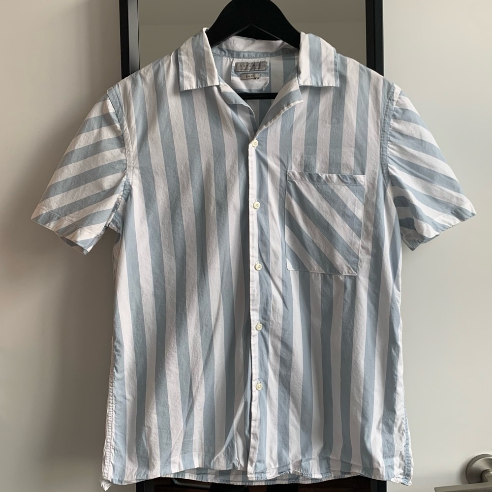 ZARA Man Short Sleeve White and Blue Striped Shirt